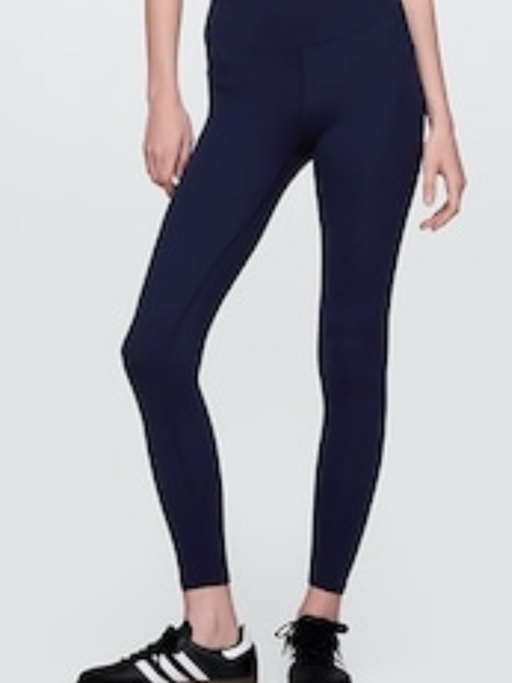 NWT GAP navy uniform women’s leggings size Large